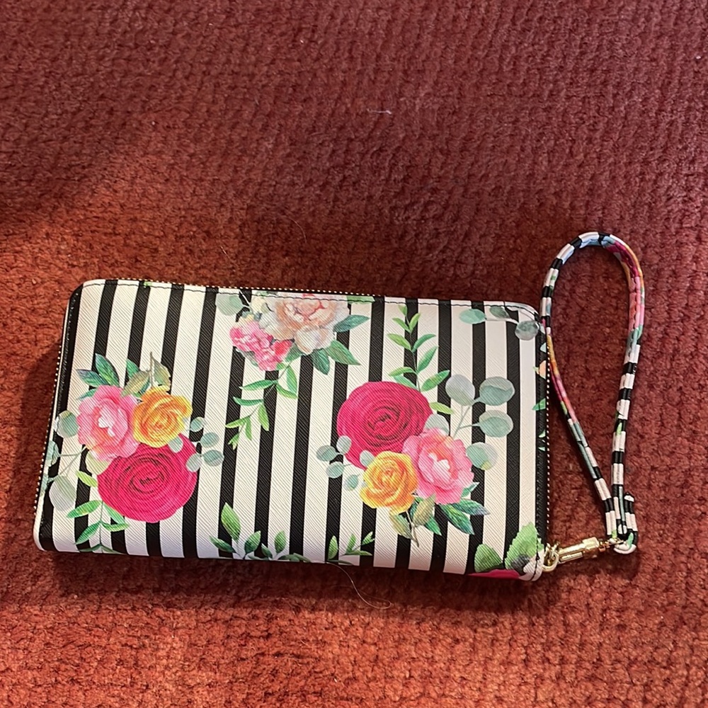 Betsey Johnson Wallet/Clutch - Picture 3 of 4